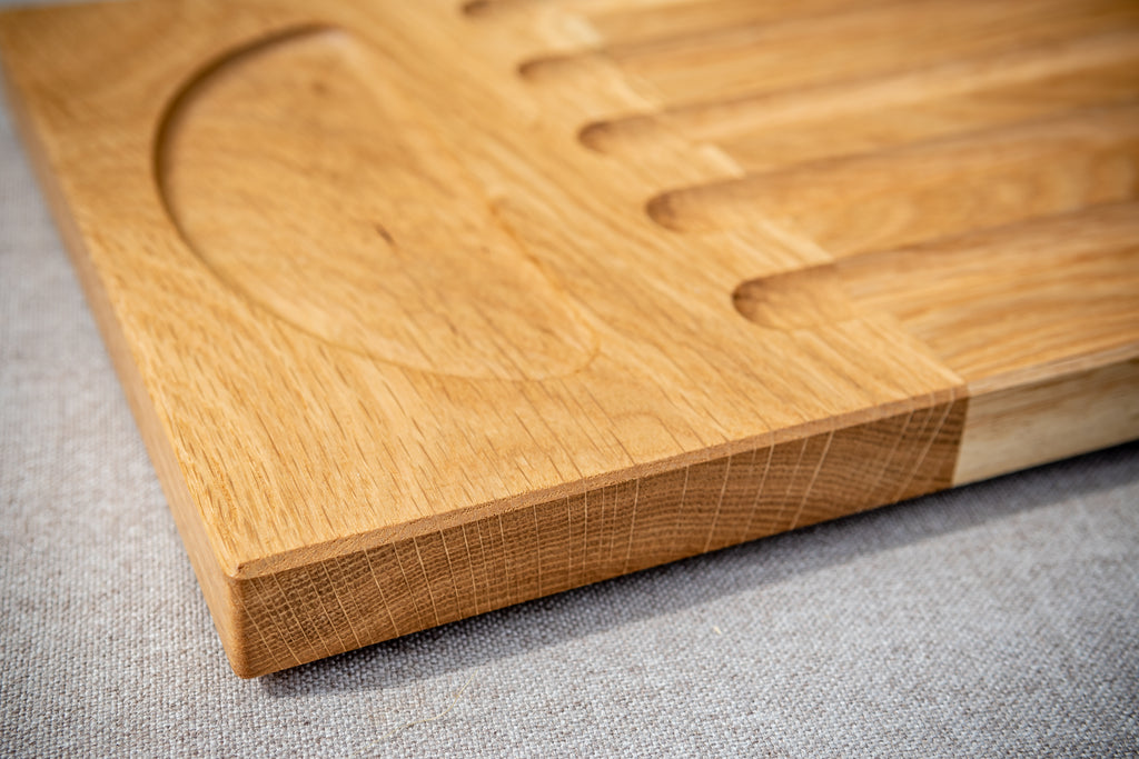 oak bread board, wooden bread board