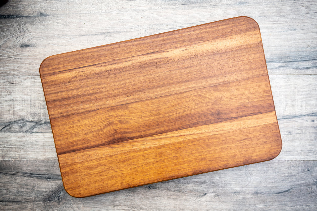 big chopper, large chopping board, wooden chopping board